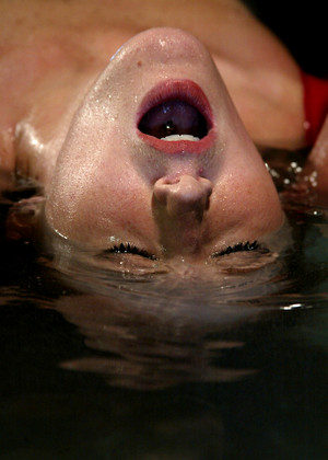 free sex pornphoto 5 Sabrina Fox daydreams-water-bondage-super waterbondage