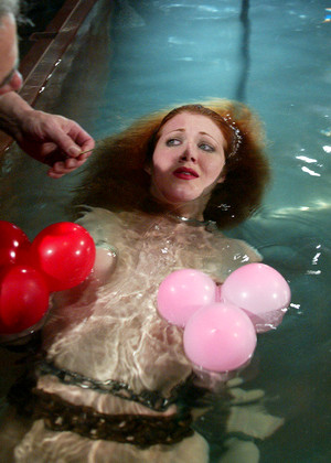 free sex pornphoto 13 Sabrina Fox sexy-bondage-jizz-bom waterbondage