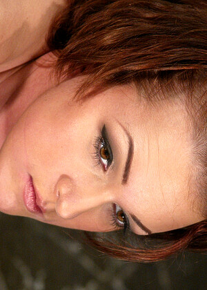 free sex pornphoto 13 Sara Faye sweetamanda-brunette-garage waterbondage