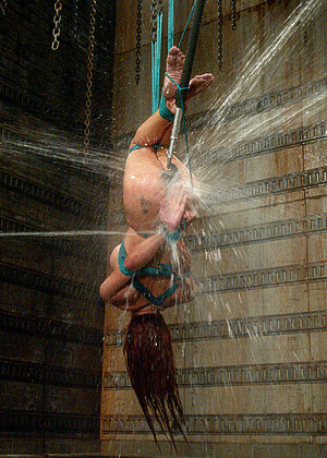 free sex pornphoto 10 Shannon Kelly desyras-redhead-engel waterbondage
