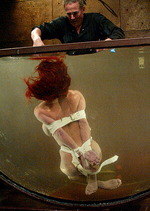 free sex pornphoto 4 Shannon Kelly org-bondage-hdbabe waterbondage