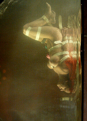 free sex pornphoto 9 Shannon Kelly org-bondage-hdbabe waterbondage