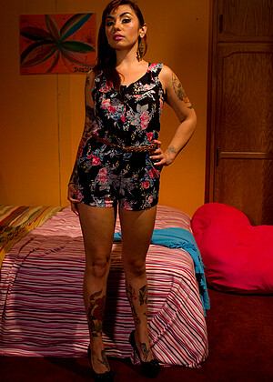 free sex pornphoto 11 Akira Raine Gia Dimarco Julia Ann Missy Minks latest-mature-hd-wallpaper whippedass