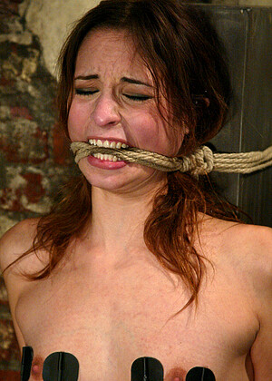 free sex pornphoto 10 Amber Rayne Melissa Lauren boobs-bondage-photo-com wiredpussy