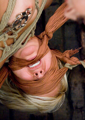 free sex pornphoto 9 Claire Adams Vendetta ofline-blonde-thigh wiredpussy