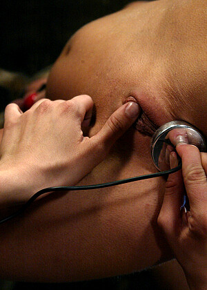 free sex pornphoto 10 Courtney Simpson Princess Donna Dolore skinny-skinny-xxxmag wiredpussy