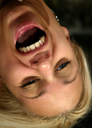 free sex pornphoto 9 Mia Bangg starhdpics-blonde-acrobat wiredpussy