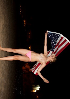 free sex pornphoto 5 Gabrielle Bradley crocostar-babe-desibees-nude zishy