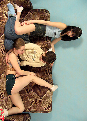 free sex photo 1 Alina Nika Valia year-teen-chloe 18videoz