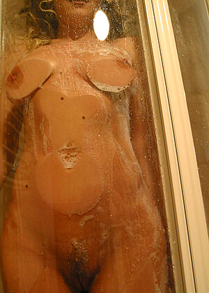 free sex pornphoto 9 Sonya incredible-bath-girlbugil 18videoz