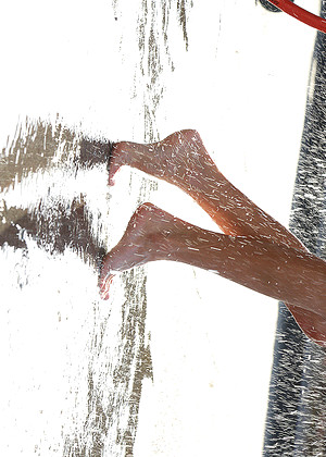 free sex pornphoto 3 21footart Model 18closeup-foot-spot 21footart