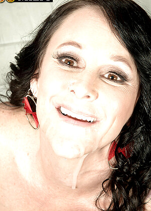 free sex pornphoto 1 Lexi Ambrose raeleenryderpornpics-blowjob-remas 50plusmilfs