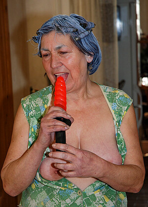 free sex pornphoto 5 Auntie Trisha Lexie Cummings funmovies-granny-is agedlove