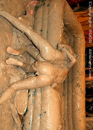 free sex pornphoto 13 Allwetandmessy Model emoji-lesbians-hips-butt allwetandmessy