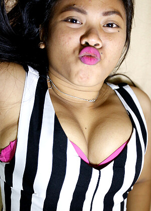 free sex pornphoto 17 Nini sisi-hairy-bokong asiansexdiary