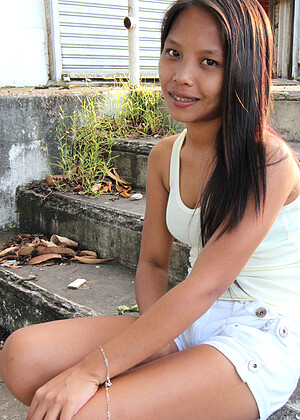 free sex photo 11 Shiela charley-close-up-muscular-func asiansexdiary