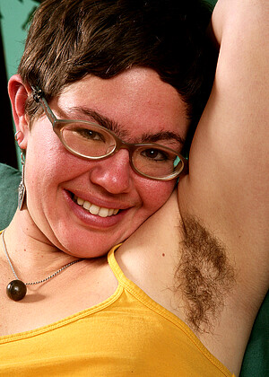 free sex photo 3 Avery herfirstfatgirl-short-hair-babesecratexnxx atkarchives