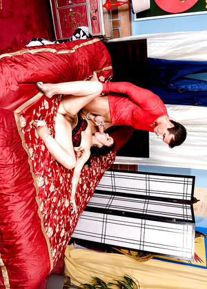 free sex pornphoto 4 Nina Swiss dancingbear-spreading-bugil-pantai atkhairy