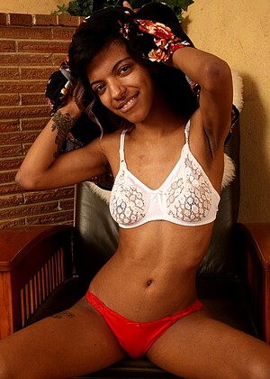 free sex pornphoto 11 Yvette pichot-skinny-gangbang atkhairy