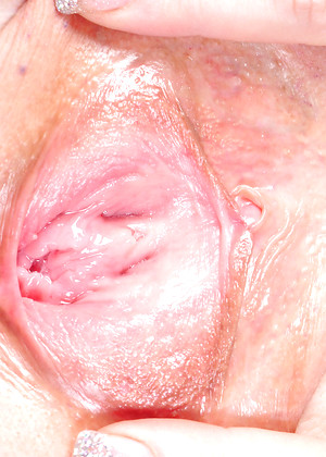 free sex pornphoto 12 Chele exammobi-close-up-foto-sex auntjudy