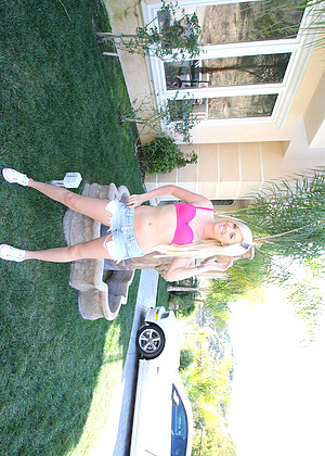 free sex pornphoto 9 Callie Cobra litle-blonde-bucket bangbrosnetwork