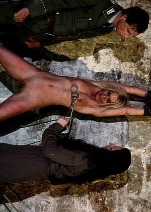 free sex photo 14 Mirela tugjobs-skirt-pornboob-imagecom bdsmprison