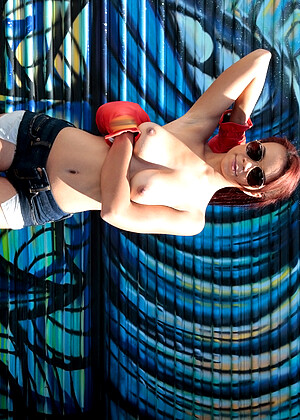 free sex photo 13 Raven Redmond collage-shorts-uper bignaturals