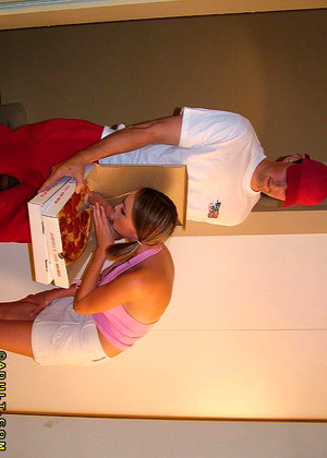 free sex pornphotos Bigsausagepizza Anita Creamy Pizza Hardcore Fucking Delivery
