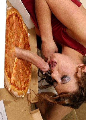 free sex photo 11 Bigsausagepizza Model blackout-pizza-closeup bigsausagepizza