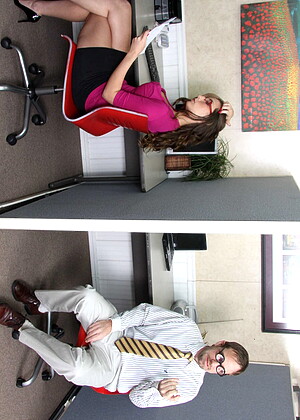 free sex photo 17 Paige Turnah storie-office-sexocean bigtitsatwork