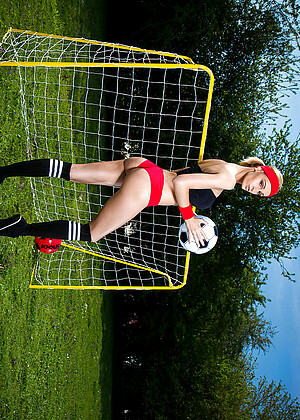free sex photo 1 Erica Fontes fbf-big-tits-shooshtime bigtitsinsports
