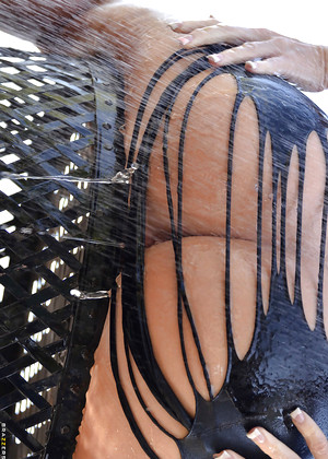 free sex photo 10 Nikki Delano tiger-close-up-imagefap-stocking bigwetbutts