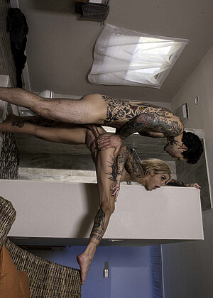 free sex photo 12 Bonnie Rotten Small Hands hotwife-ass-primecurves brazzersnetwork