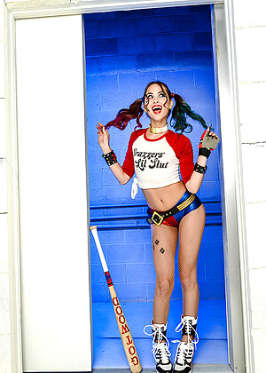 free sex photo 4 Riley Reid lethal18-legs-sex-pothos brazzersnetwork