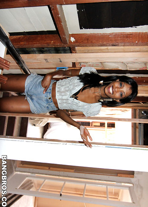 free sex pornphoto 4 Adriana Malao penthouse-undressing-imej brownbunnies