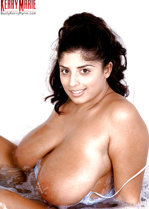 free sex pornphoto 6 Kerry Marie katie-nipples-sexi-hd bustykerrymarie