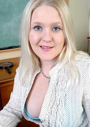 free sex pornphoto 7 Chubbyloving Model classic-classroom-expert chubbyloving