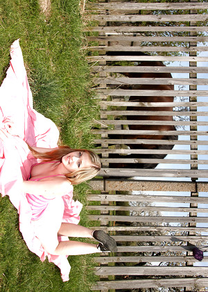 free sex photo 15 Abby romani-legs-nikki-13porn clubseventeen