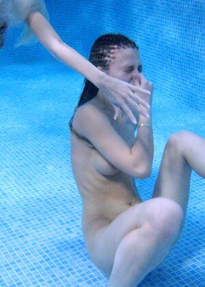 free sex pornphoto 1 Safi A Salma hdvedios-pool-sexpicture clubseventeen