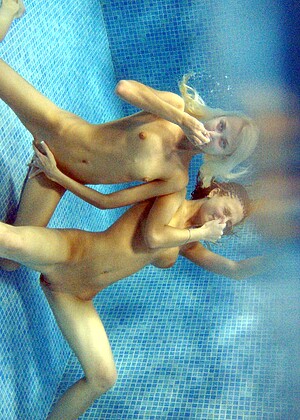 Clubseventeen Safi A Salma Hdvedios Pool Sexpicture