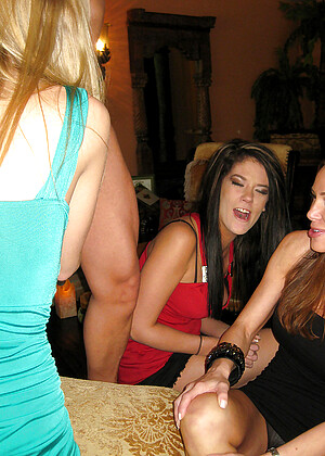 free sex photo 16 Nicole Ray 18yearsold-party-suzie crueltyparty