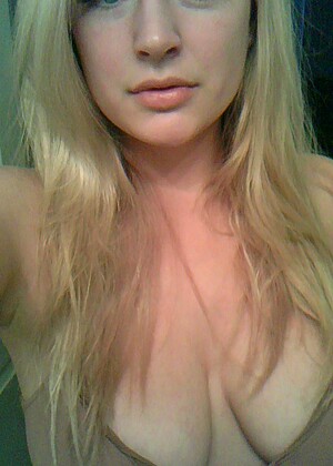 free sex photo 2 Danielle Delaunay seks-natural-tits-mobileporn danielleftv