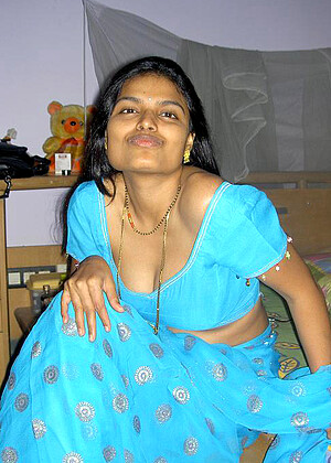 free sex photo 1 Aprita body-brunette-spandex desipapa
