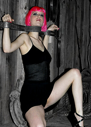 free sex photo 2 Amber Rayne Cherry Torn hiden-legs-piedi devicebondage