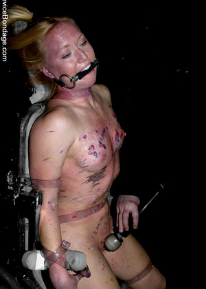 free sex photo 10 Ami Emerson wars-bizarre-xxx-butifull devicebondage