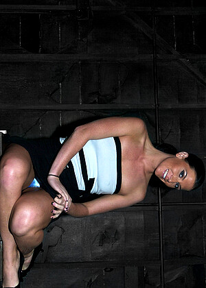 free sex photo 10 Ariel X gallaries-babe-brazers-handjob devicebondage