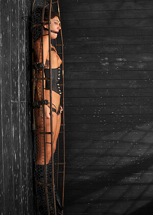free sex photo 11 Cassandra Nix channel-brunette-models devicebondage