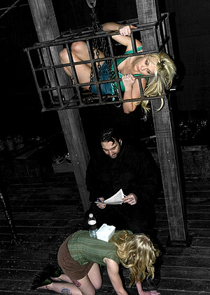 free sex photo 3 Sarah Jane Ceylon Samantha Sin assandh-bondage-pinay devicebondage