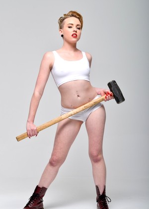 free sex pornphoto 5 Miley Mae xxxlmage-blonde-realated-video devilsfilm