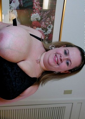 free sex pornphoto 3 Divinebreasts Model modling-chubby-shut divinebreasts